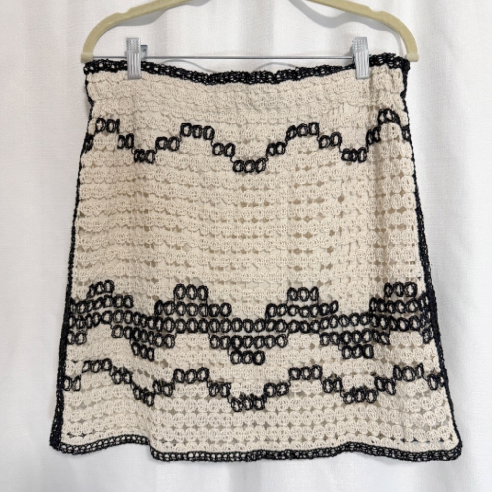 OVS Piombo Ivory and Black Crochet Mini Skirt Size Large - Picture 8 of 12